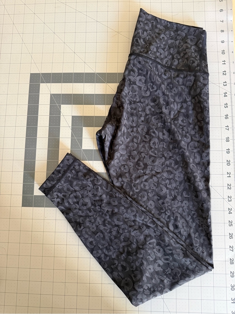 lululemon athletica Wunder Train leggings size 8